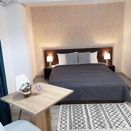 יאשי B House Rooms מראה חיצוני תמונה