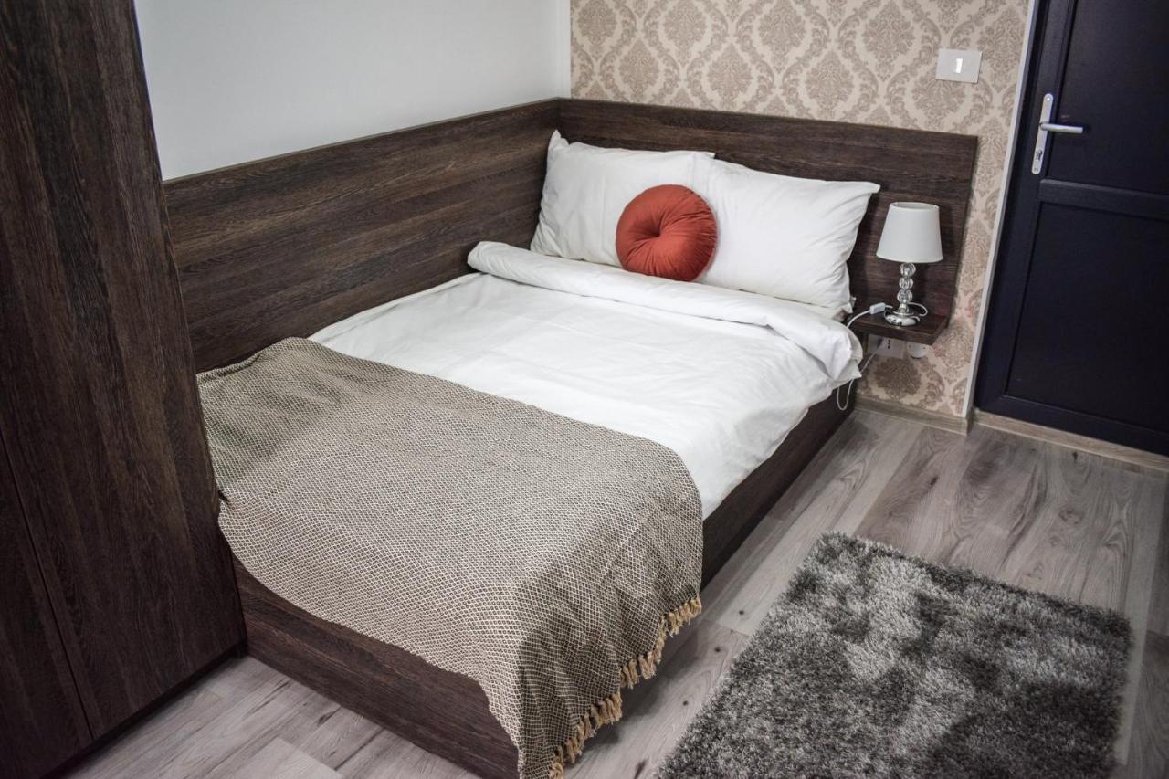 יאשי B House Rooms מראה חיצוני תמונה